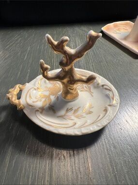 White and Gold Ceramic Jewelry Tree Ring Holder